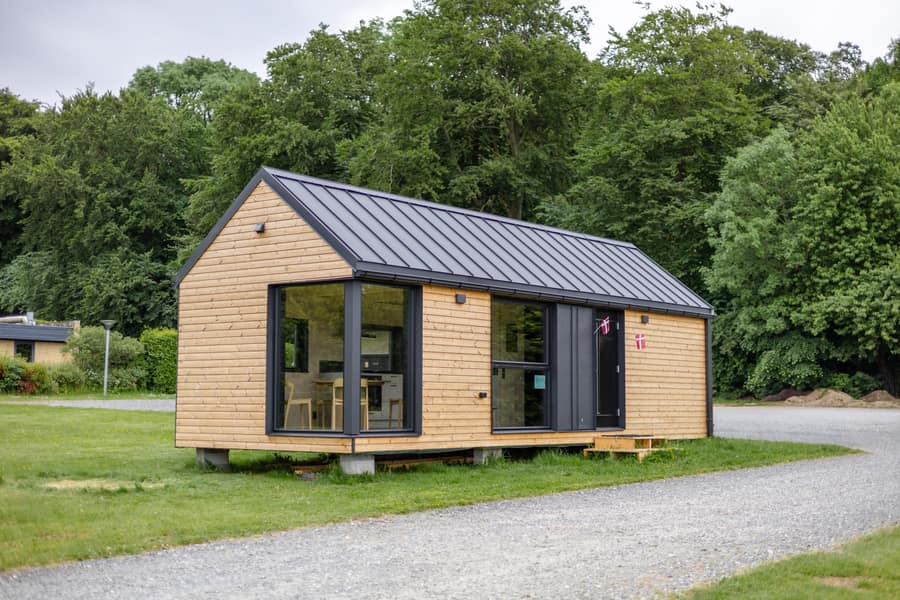 Modular home facade