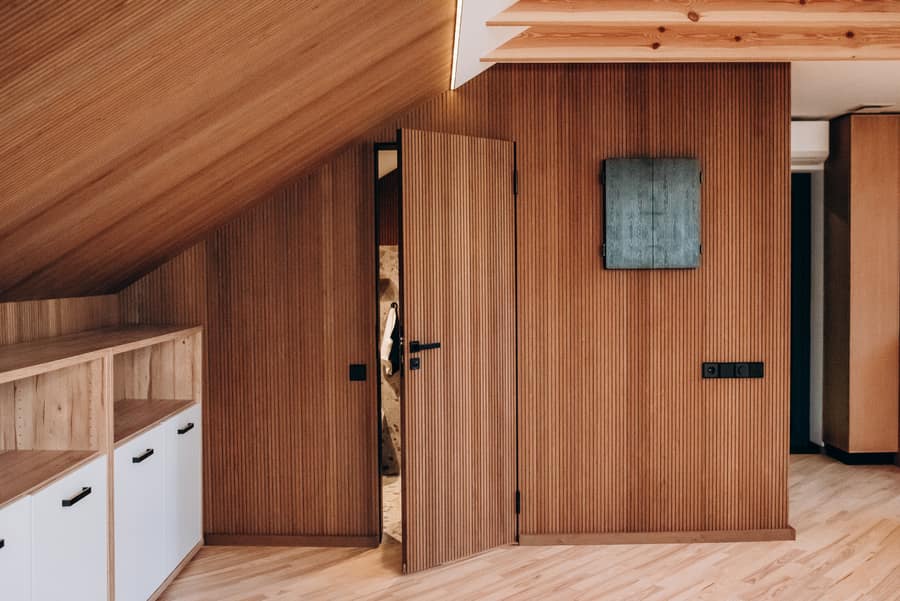 Home interior cladding